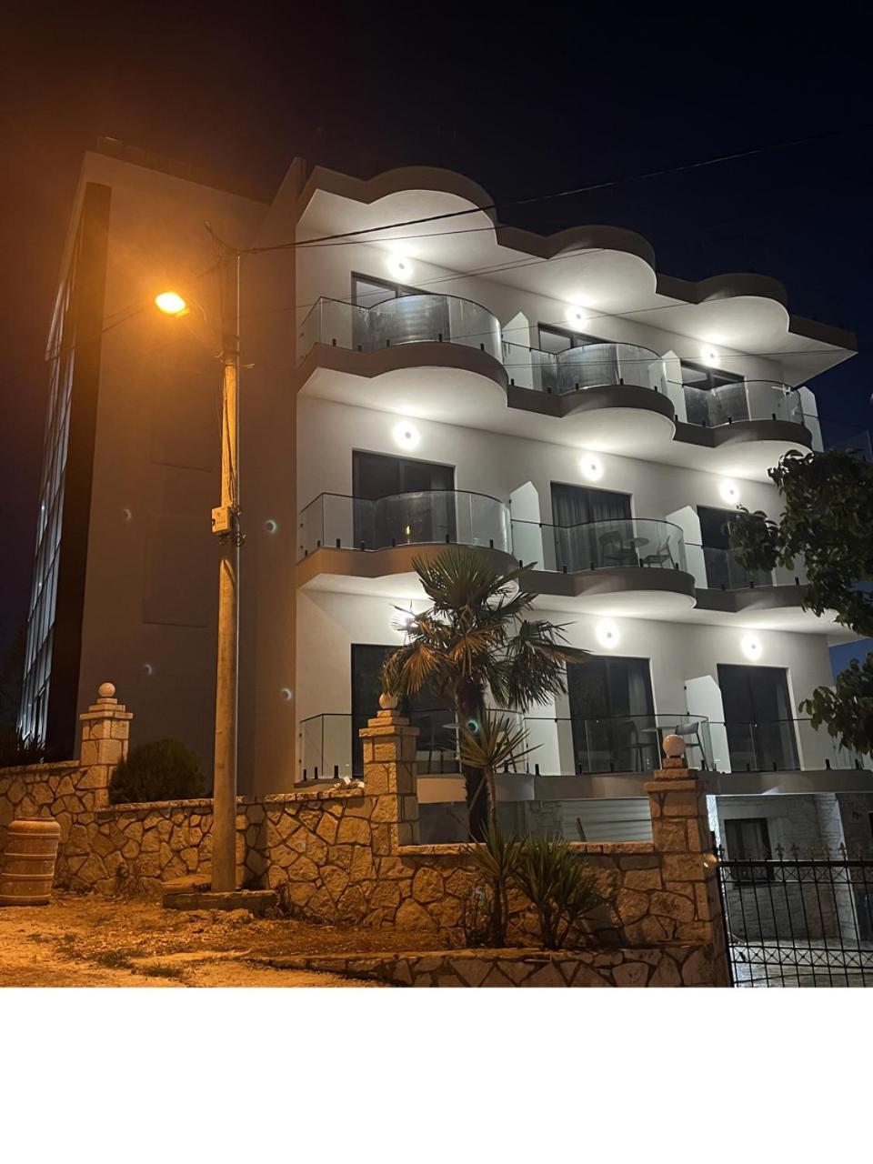 Belsar Hotel Ksamil Exterior photo